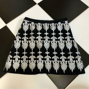 NWT Seek The Label Mini Skirt Black & Silver Metallic Embroidered Fleur de Lis S